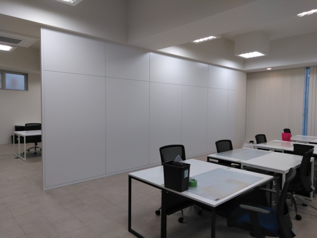 スチールパーティション一式工事（沖縄県那覇市）